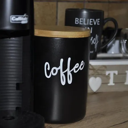 A Designed With Love, Enriched By Our Balcony Garden Appartamento Tirana